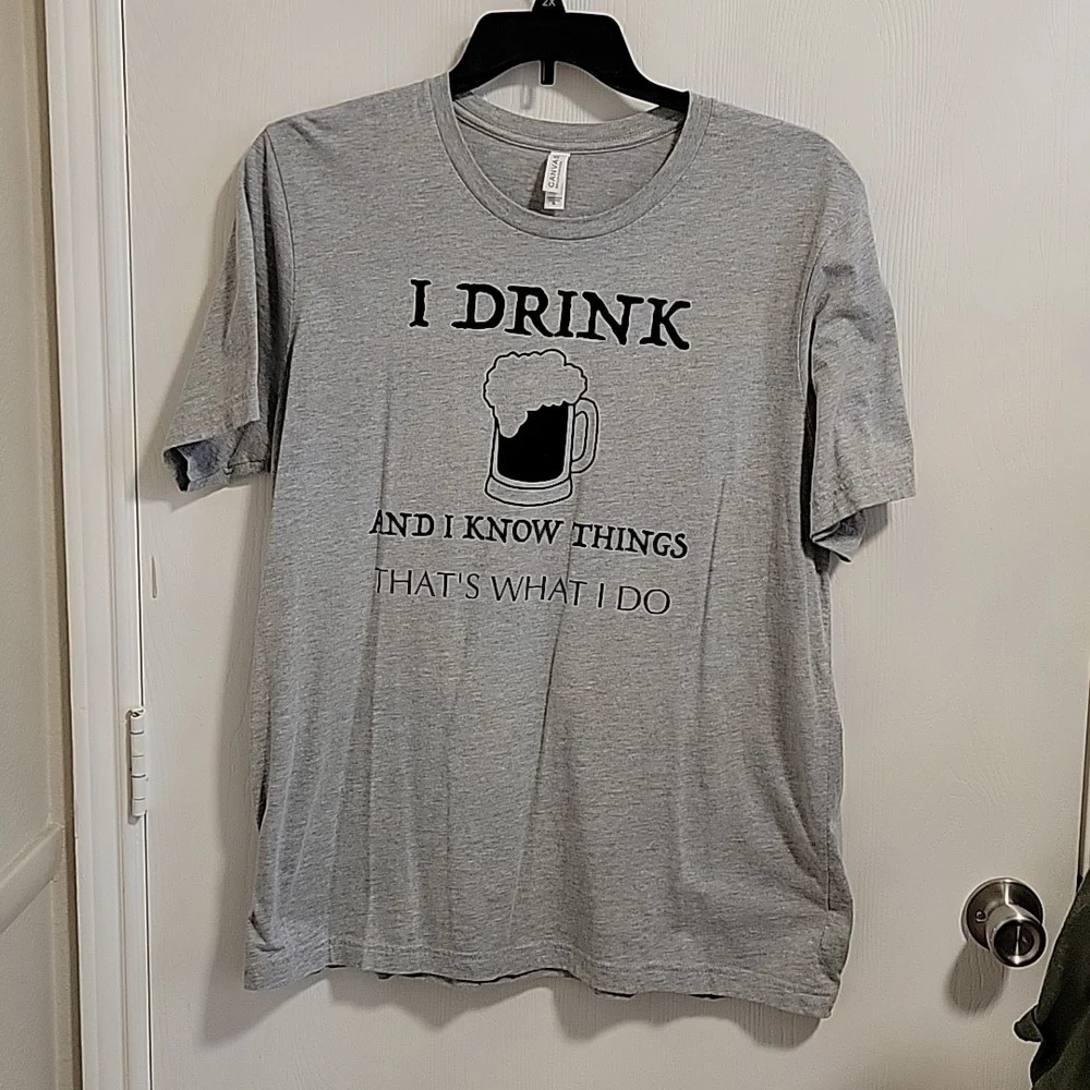 NWOT‎ Men's T Shirt